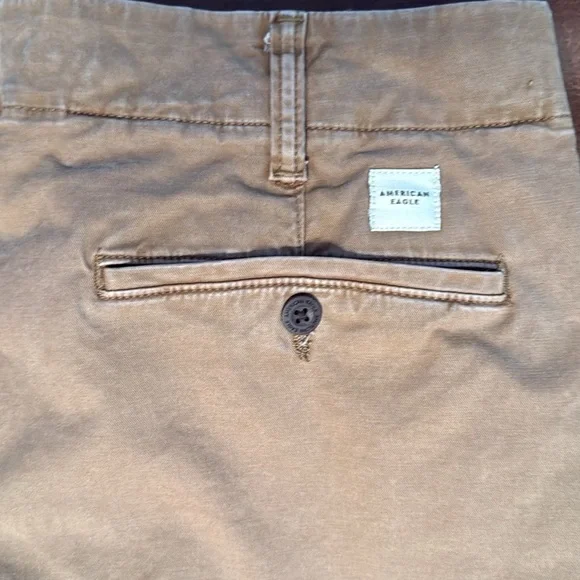 Like new-Men's American Eagle Outfitters Khaki Chinos - Picture 7 of 8